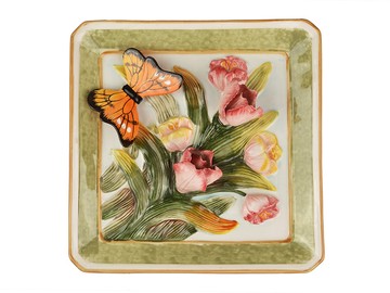 Декоративна тарілка "Метелик з тюльпанами" 21 см
