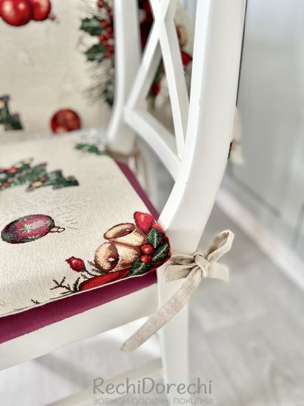 Новорічна подушка на стілець гобеленова «Різдвяні прикраси» (Срібний люрекс), 40x40