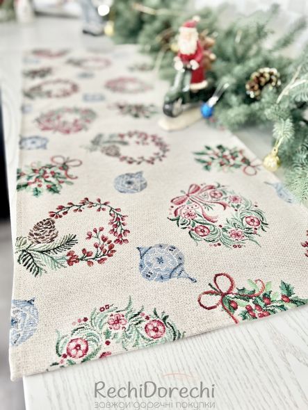 Новорічна гобеленова доріжка на стіл «Різдвяні віночки» (срібний люрекс), 37x100, Прямокутна