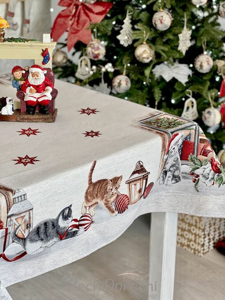 Скатертина гобеленова новорічна "Holiday kittens" (срібний люрекс), 137x137, Квадратна