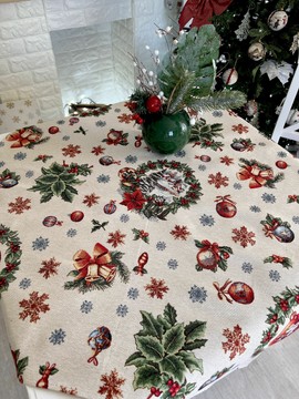 Скатерть овальная гобеленовая новогодняя "Рождественская красота", 137x180, Овальная
