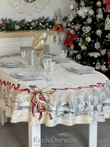 Скатертина гобеленова новорічна "Різдвяна звістка" (срібний люрекс), 160x220, Овальна