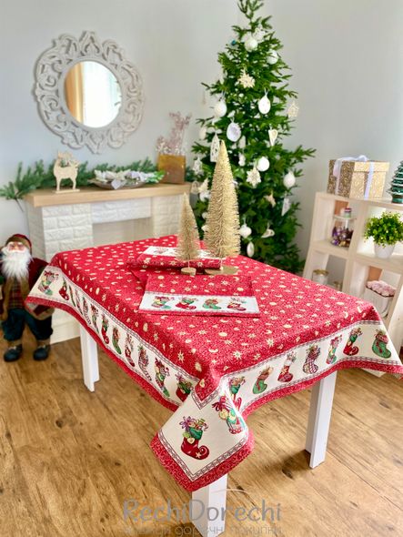 Дорожка на стол новогодняя гобеленовая "Рождественские сапожки" (без люрекса), 45x140, Прямоугольная