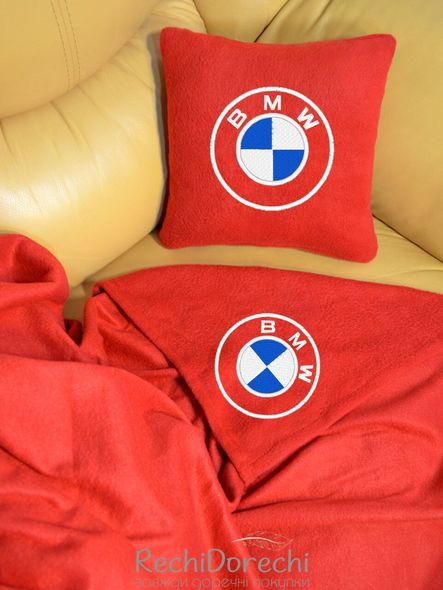 Автомобільний плед в чохлі з вишивкою логотипу "BMW", 150x150