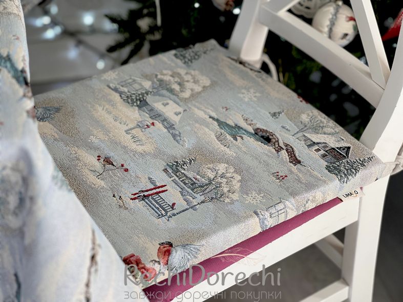 Подушка нка стілець "Снігова казка" (срібний люрекс), 40x40