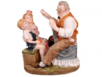 Фігурка декоративна "Дідусь з онуками", 19 см.