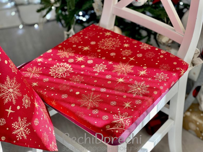 Подушка нка стілець "Сніжна ніч" (золотий люрекс), 40x40