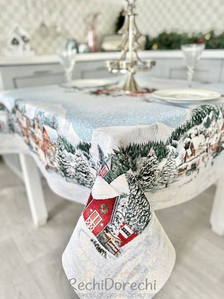 Новогодняя скатерть гобеленовая «Снежный уют» (Серебряный люрекс), 137x137, Прямоугольная